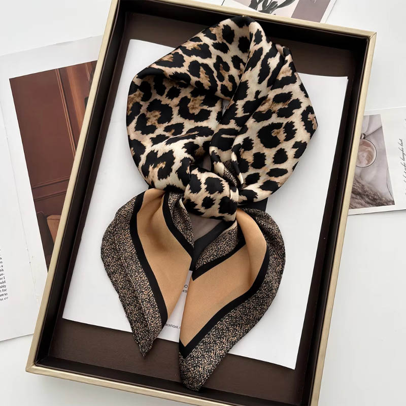 Face Scarf Mask - Foulard de cou en Satin imprimé