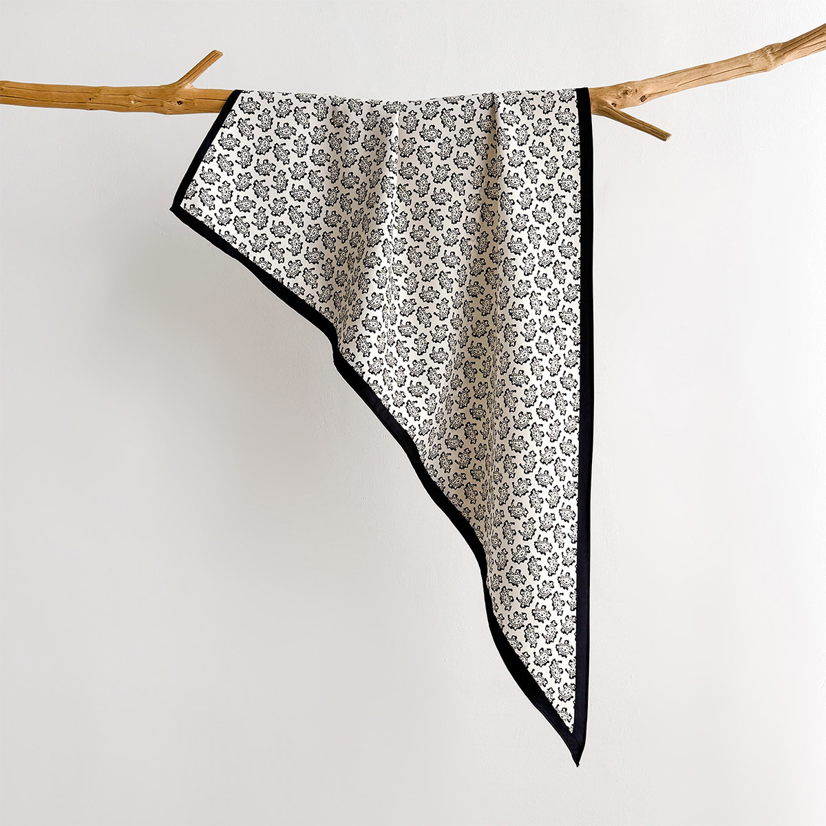 Foulard carré imprimé floral p - Face Scarf Mask avis et prix