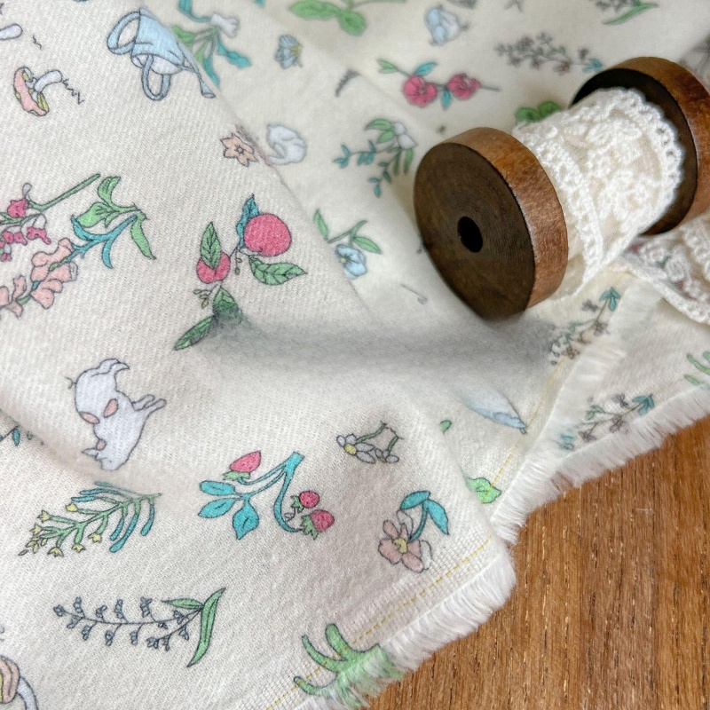Tissus en viscose à motifs flo - Woven Scarf Blanket avis et prix